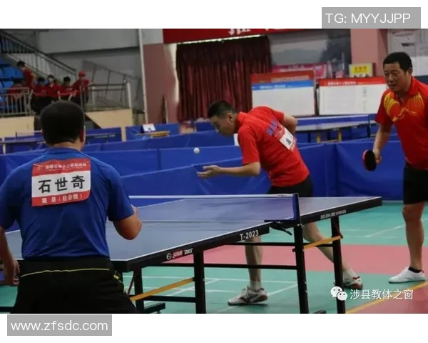 游泳魅力绽放 体坛盛会带你畅享水中风采与精彩表演 游泳魅力绽放 体坛盛会带你畅享水中风采与精彩表演