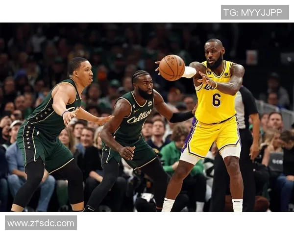 湖人对热火总决赛争议漏判引发热议球迷与专家各抒己见